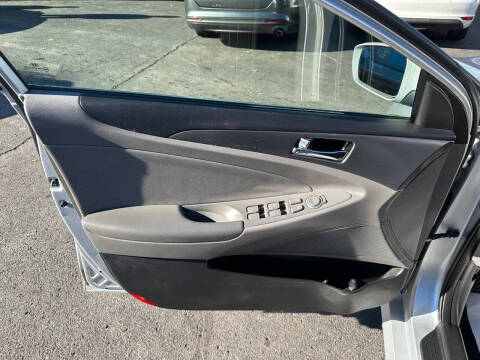 2012 Hyundai Sonata Hybrid