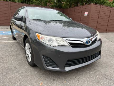 2012 Toyota Camry Hybrid for sale at KG MOTORS in West Newton MA