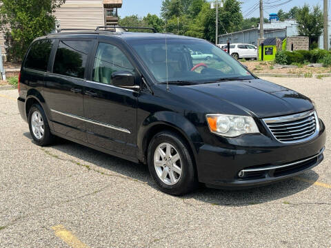 2013 Chrysler Town and Country for sale at Suburban Auto Sales LLC in Madison Heights MI