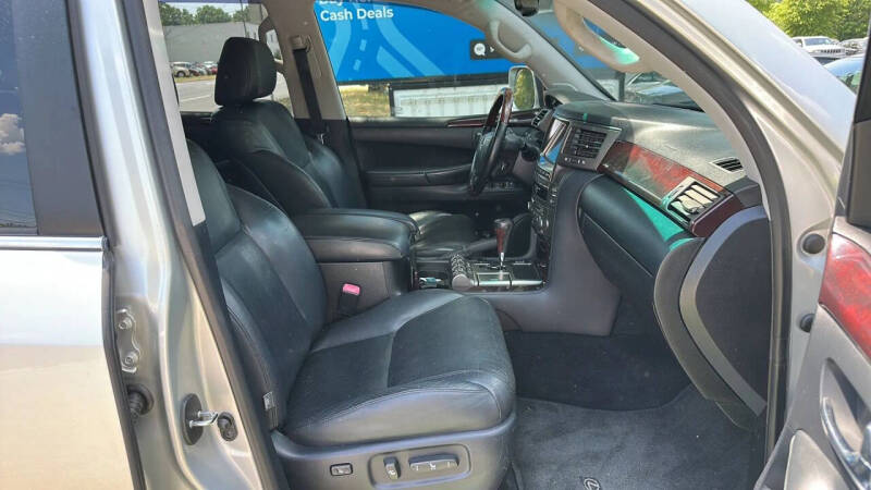 2011 Lexus LX 570
