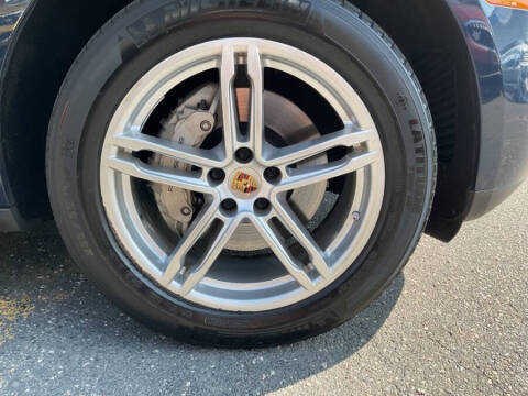 2015 Porsche Macan S