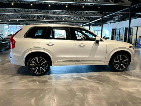 2023 Volvo XC90 B6 Plus Bright Theme 6P