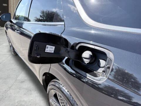 2022 Genesis GV70 2.5T Standard