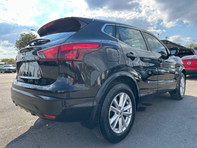 2017 Nissan Rogue Sport S
