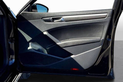 2017 Volkswagen Passat 1.8T SE