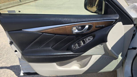 2014 Infiniti Q50 Premium