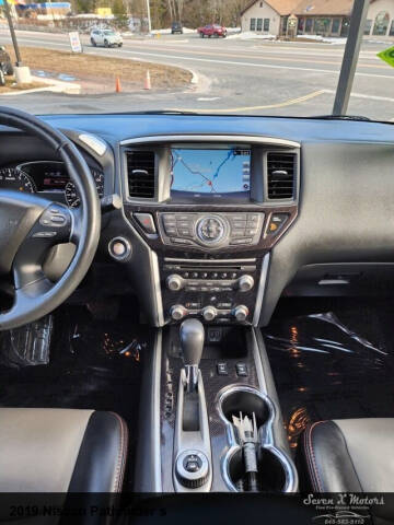 2019 Nissan Pathfinder S