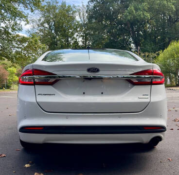 2017 Ford Fusion SE