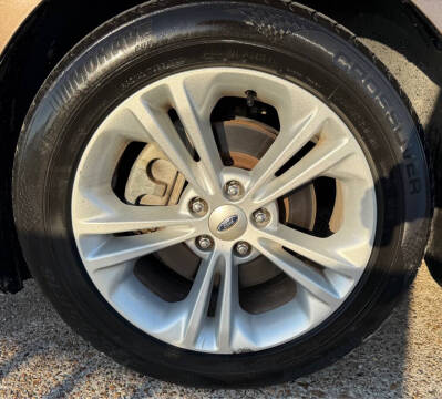 2015 Ford Taurus