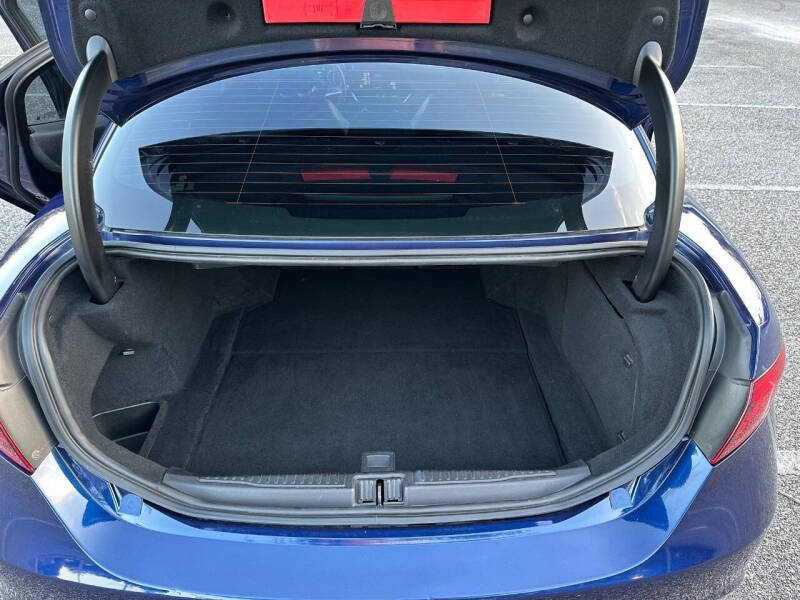 2017 Alfa Romeo Giulia Ti