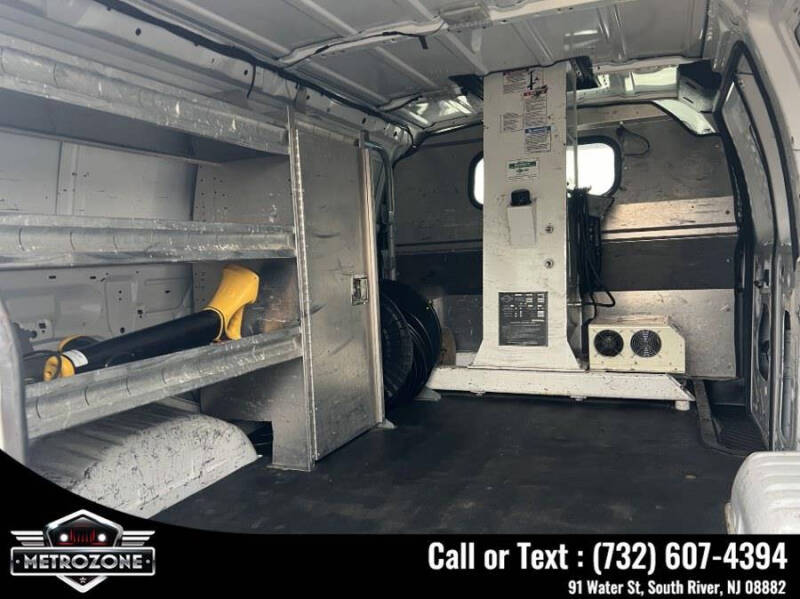 2011 Ford E-Series E-350 SD