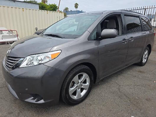 2017 Toyota Sienna