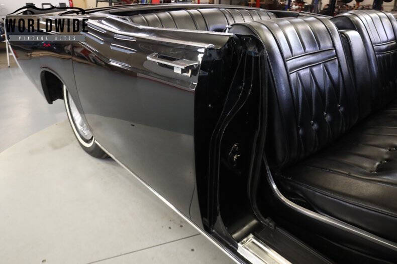 1967 Lincoln Continental