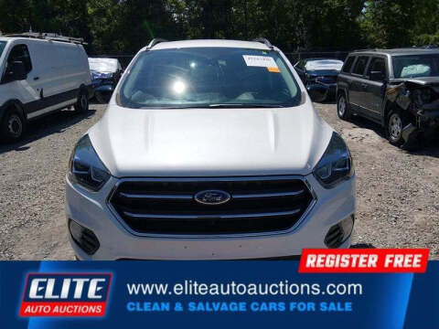 2019 Ford Escape SE