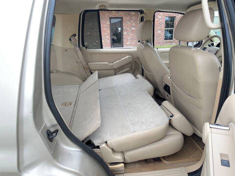 2006 Ford Explorer XLS