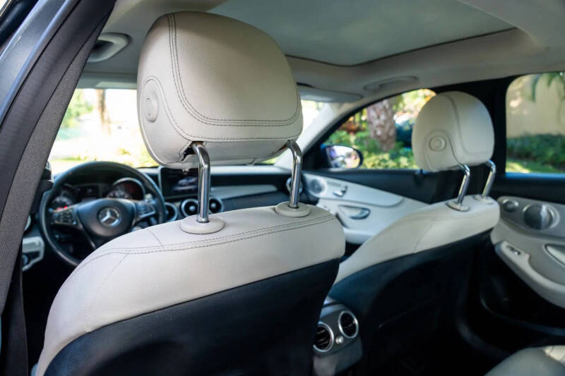 2015 Mercedes-Benz C-Class C 300