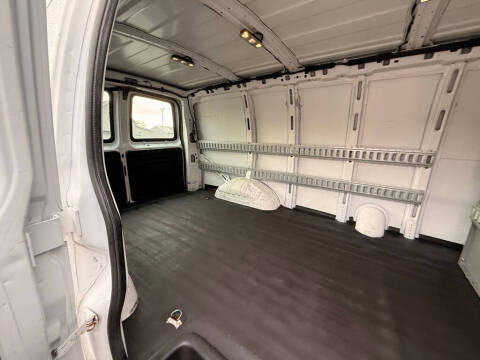 2020 Chevrolet Express 2500