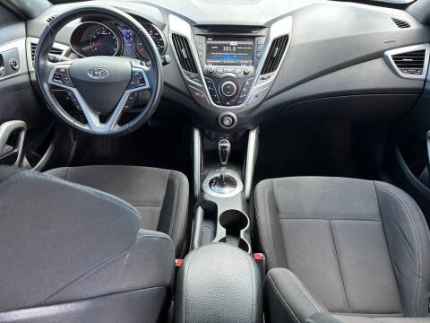 2017 Hyundai Veloster