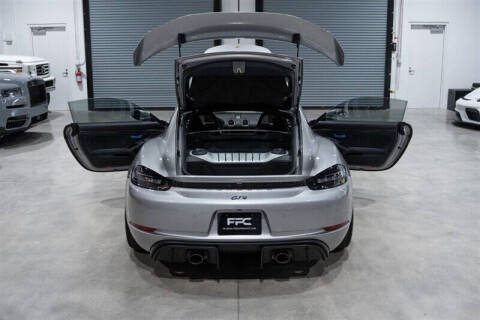 2020 Porsche 718 Cayman GT4