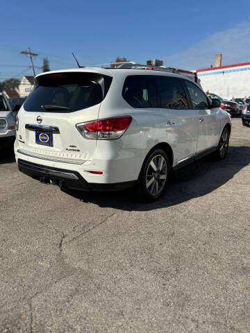 2013 Nissan Pathfinder Platinum