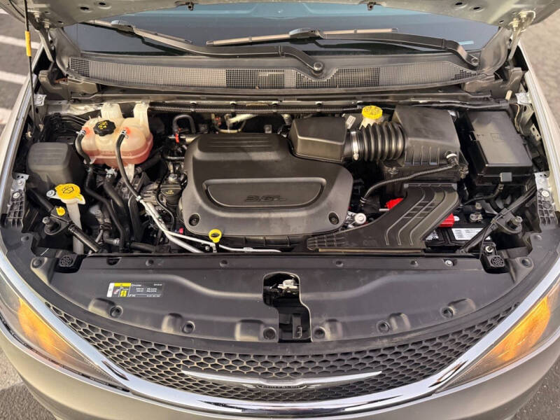 2021 Chrysler Voyager LXi