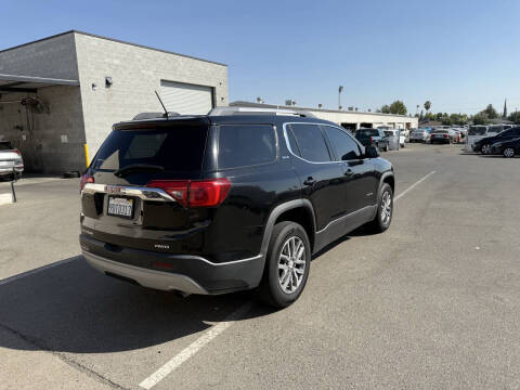 2017 GMC Acadia SLE-2