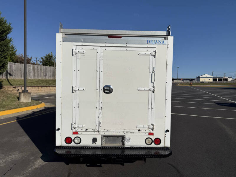 2016 Ford E-Series E-350 SD