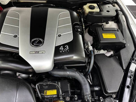 2004 Lexus SC 430