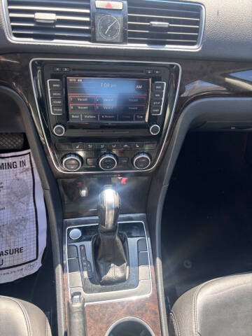 2014 Volkswagen Passat 2.0L TDI SEL Premium