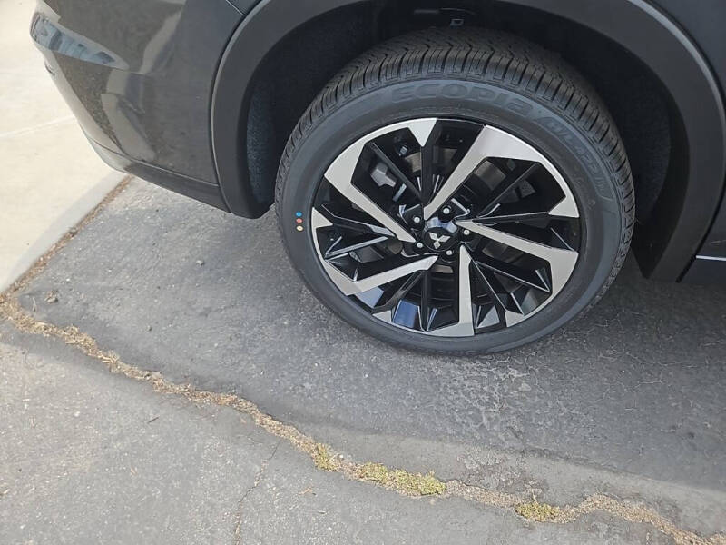 2025 Mitsubishi Outlander PHEV SEL