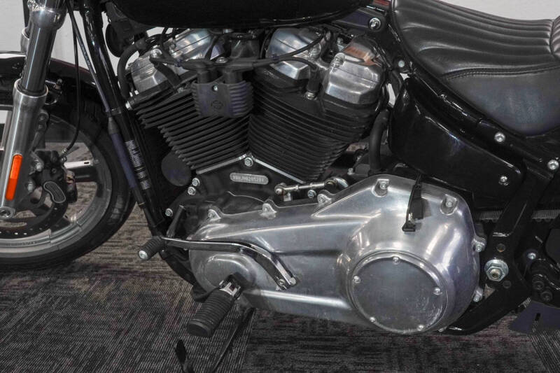 2022 Harley-Davidson Softail Standard