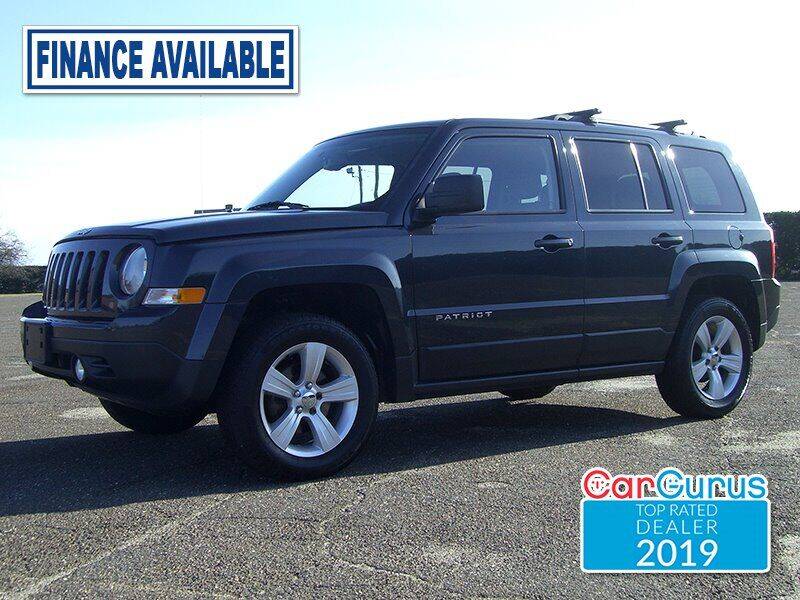 2015 Jeep Patriot for sale at SANTI QUALITY CARS in Agawam MA