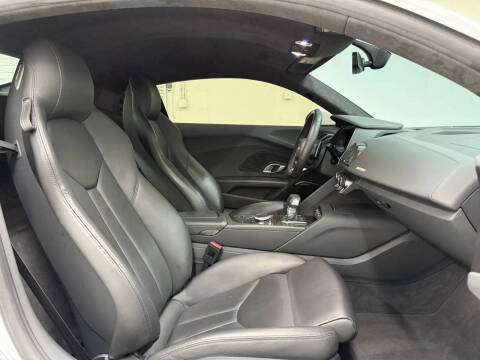 2022 Audi R8 5.2 V10 performance