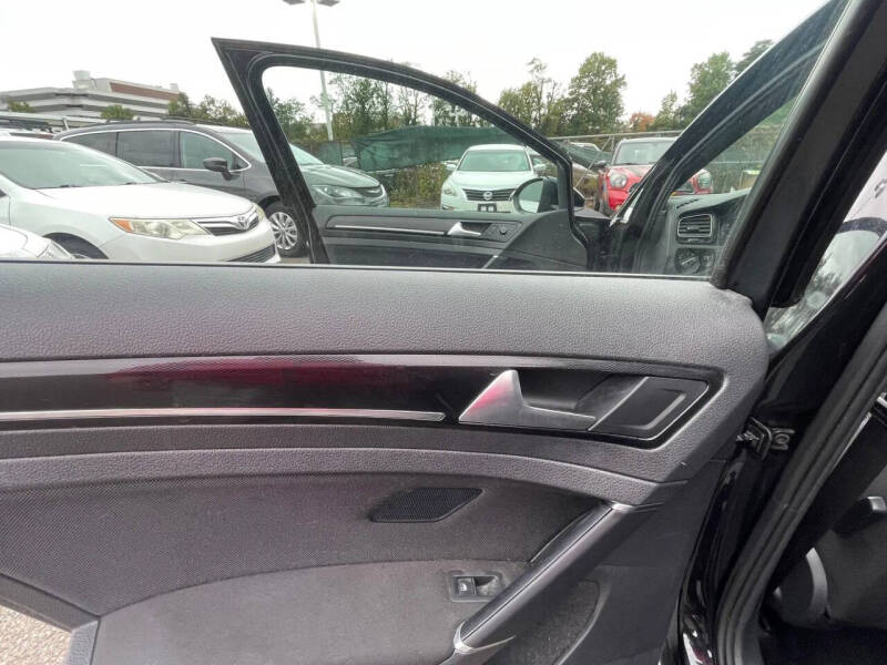 2017 Volkswagen Golf GTI S