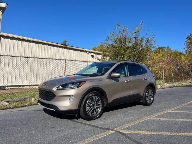 2020 Ford Escape SEL