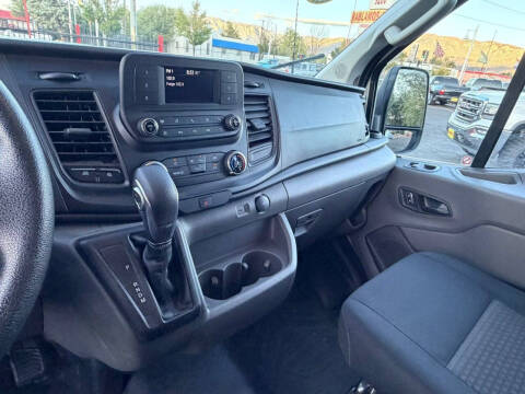 2024 Ford Transit 250