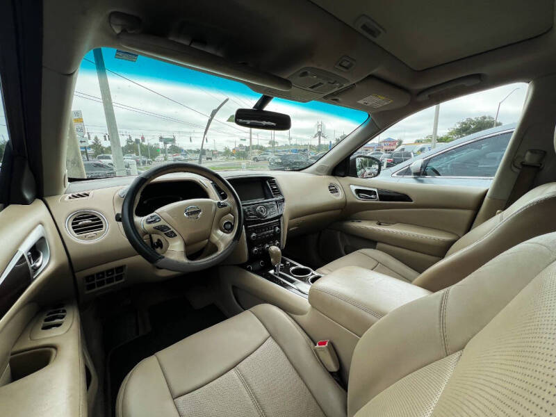 2014 Nissan Pathfinder Platinum