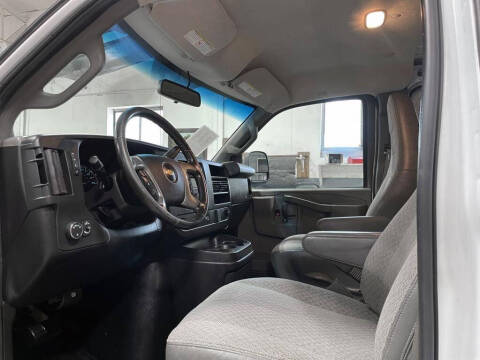 2019 Chevrolet Express 2500