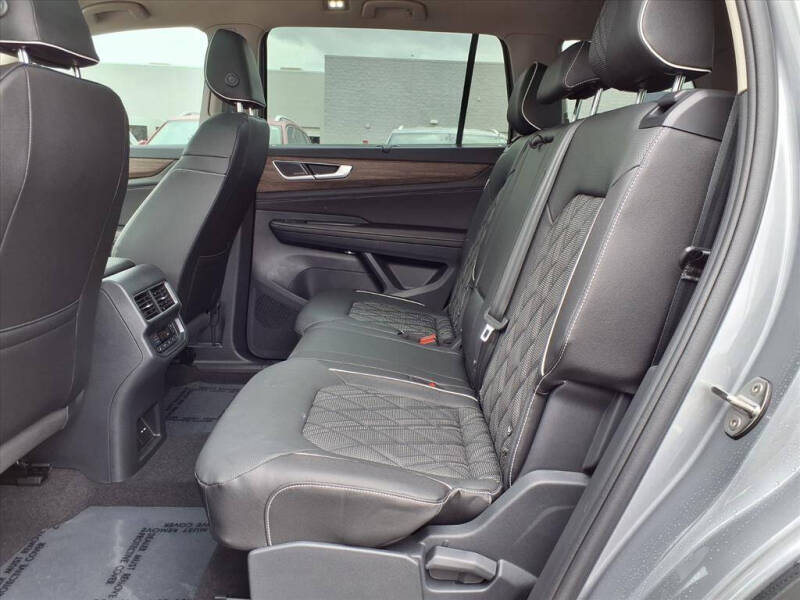 2025 Volkswagen Atlas SEL Premium R-Line 4Motion