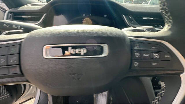 2024 Jeep Grand Cherokee Laredo X