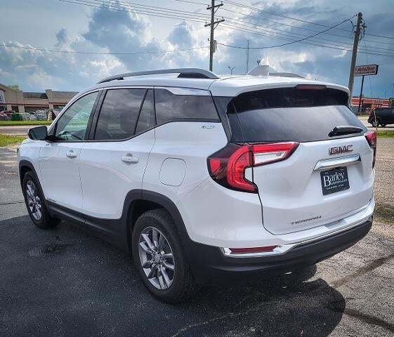 2024 GMC Terrain SLT