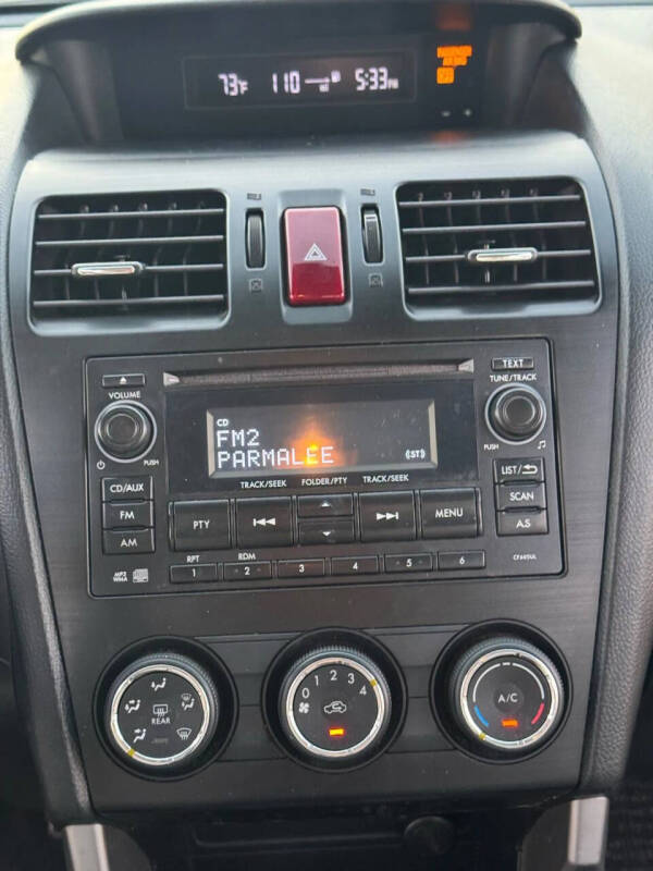 2014 Subaru Forester 2.5i