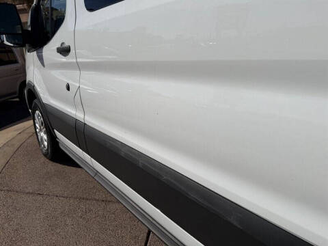 2023 Ford Transit 350 XLT