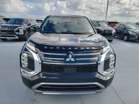 2025 Mitsubishi Outlander SE