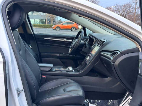 2019 Ford Fusion Hybrid Titanium