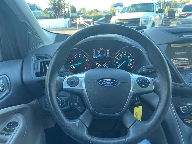 2015 Ford Escape SE