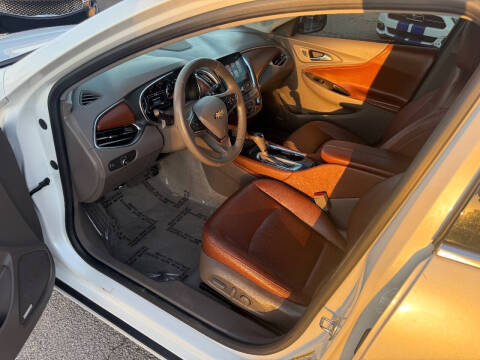 2017 Chevrolet Malibu LT