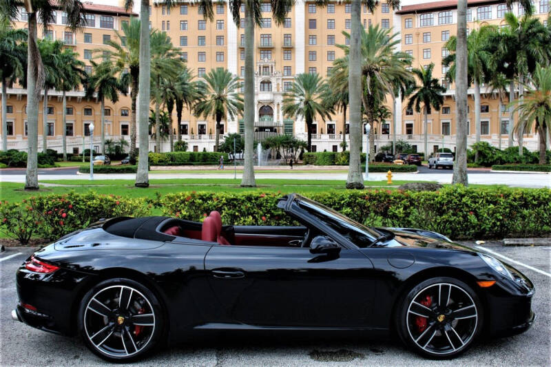 2017 Porsche 911 Carrera