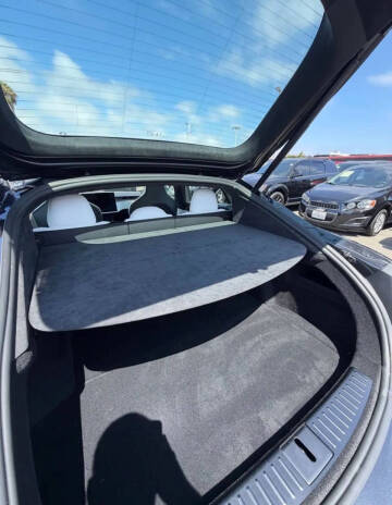 2026 Tesla Model S Plaid