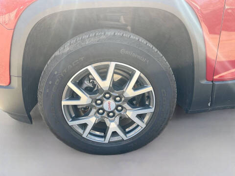 2023 GMC Acadia SLE